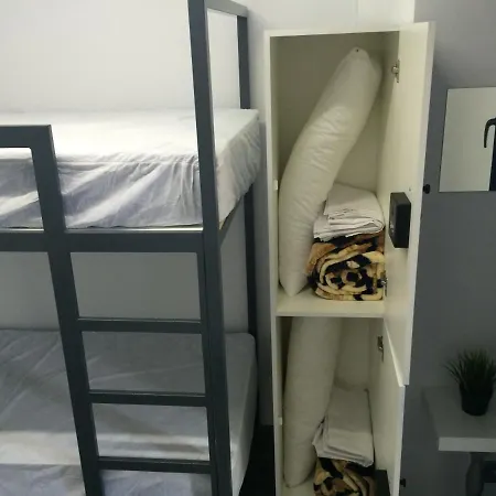 호스텔 카멜레온 알리칸테