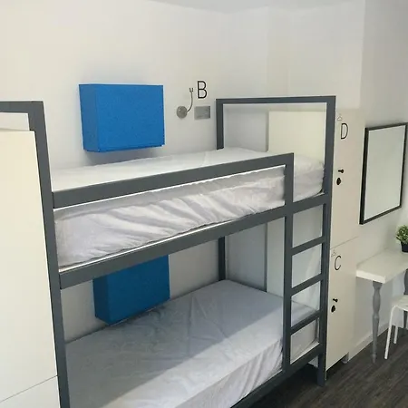 Hostel Chameleon Youth Alicante