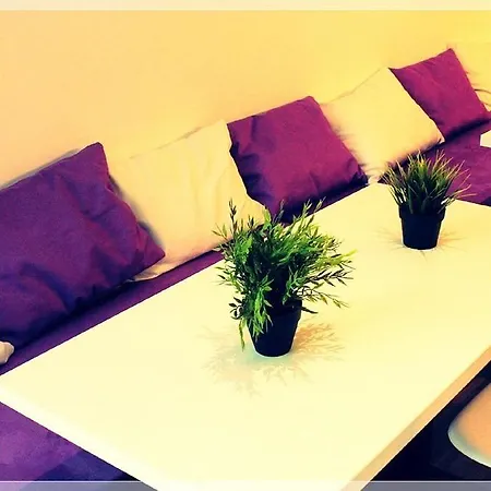 Chameleon Youth Hostel Alicante